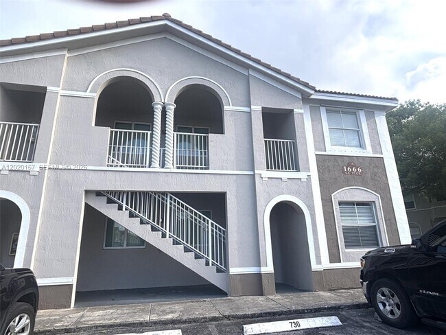 Photo - 1666 SE 27th Ct Unit 100