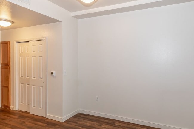 Photo - La Cascada II Apartments