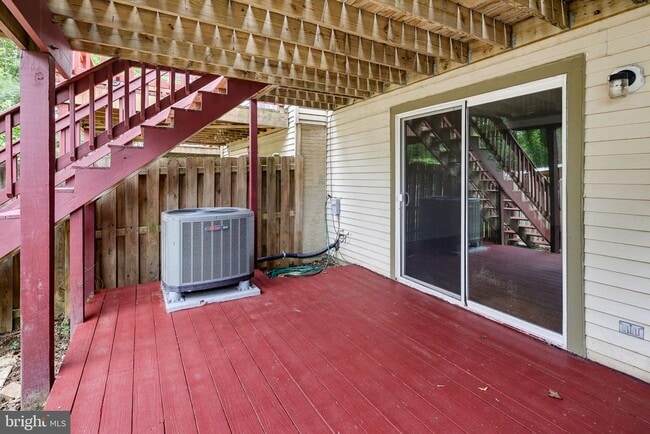 Photo - 8867 Willowwood Way
