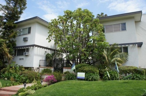Building Photo - 11676 Chenault Street Rental