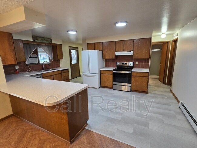 Photo - 4023 N Argonne Rd