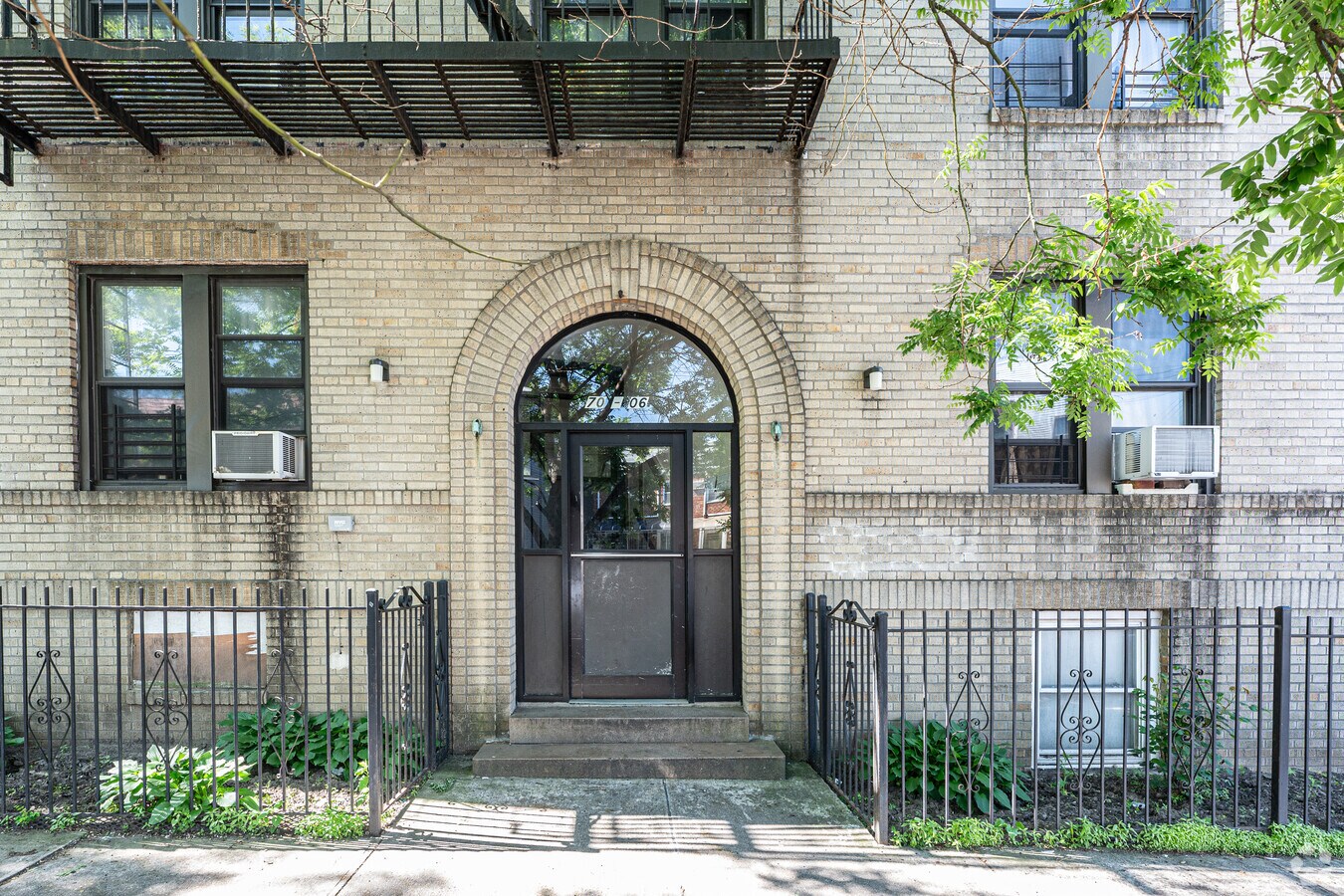 Entrance - 7006 Woodside Ave