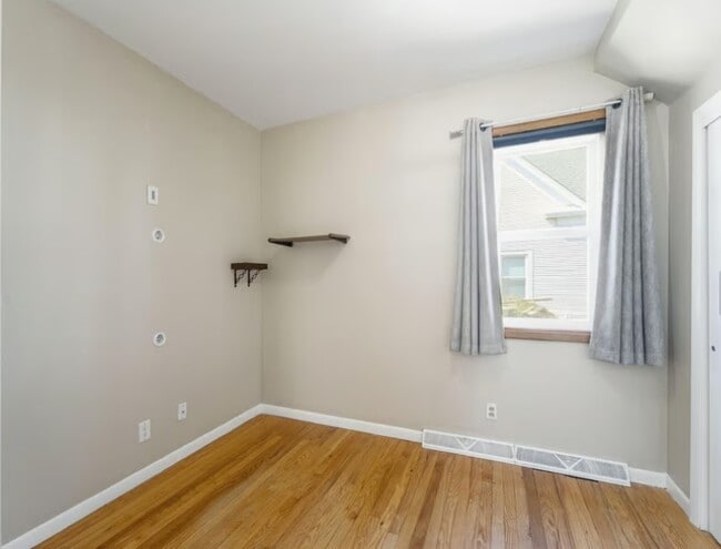 Photo - 3864 E Cudahy Ave