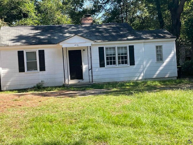 Building Photo - 216 Meadowdale Dr Rental