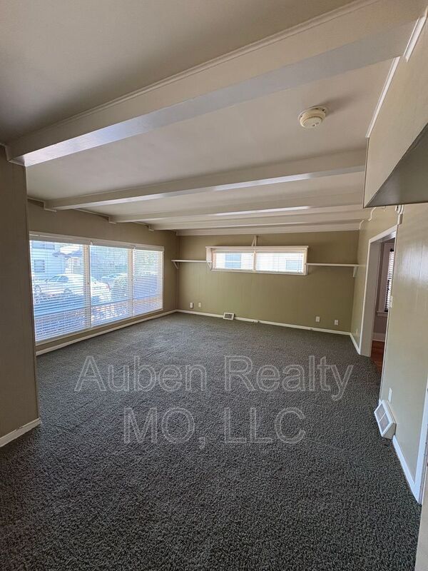 Photo - 5311 Rockhill Rd