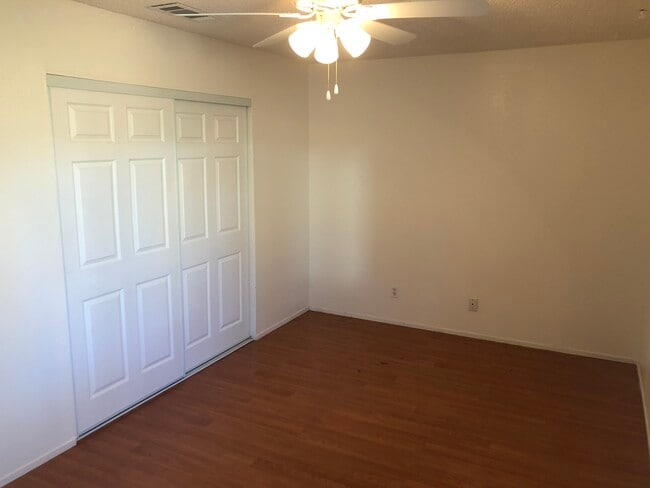 Photo - 2104 rosamond ave shasta lake apt 2
