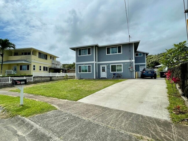 54-132 Kawaipuna Street, Unit Upstairs - 54-132 Kawaipuna Street, House Unit Upstairs