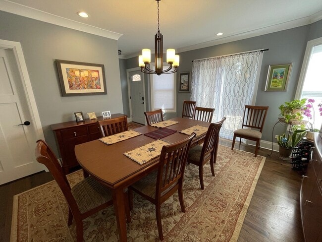 Photo - 433 Wisconsin Ave Unit 1