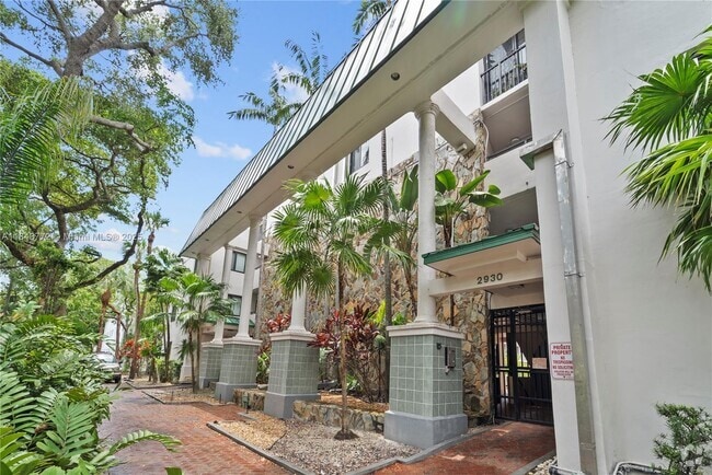 Building Photo - 2924 Day Ave Unit N211 Rental