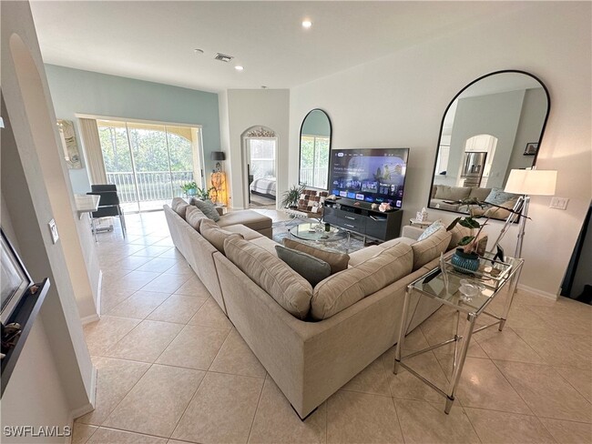 Building Photo - 23007 Lone Oak Dr