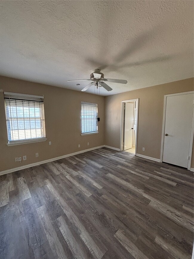 Photo - 10227 Gulf Meadows Dr