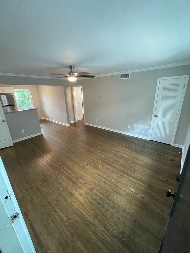 Photo - Virginia Highland Apartments