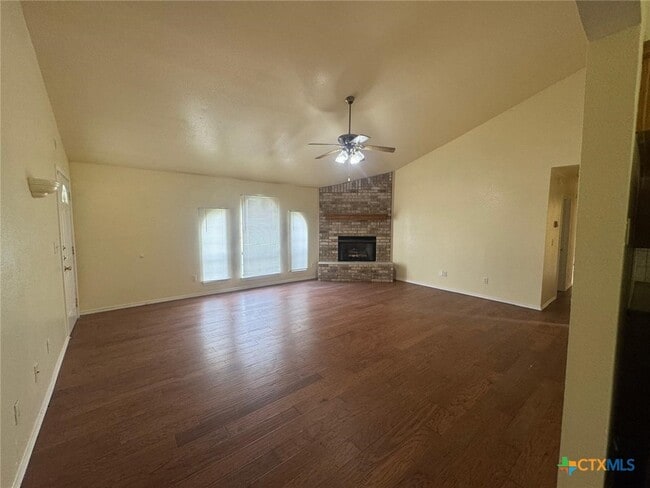 Photo - 2311 Old FM 440 Rd