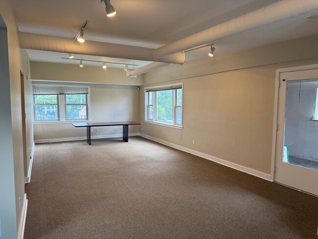 10 S Museum Rd Unit 2