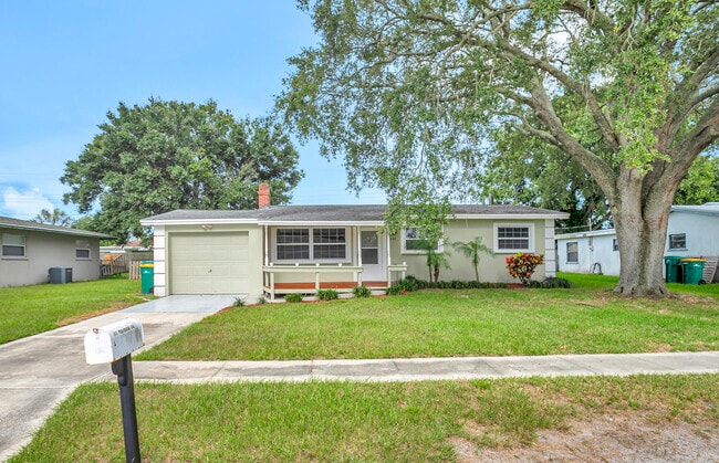 557 Buckingham Ave