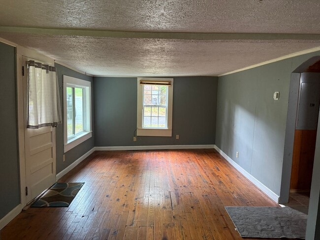 Photo - 150 Smith St