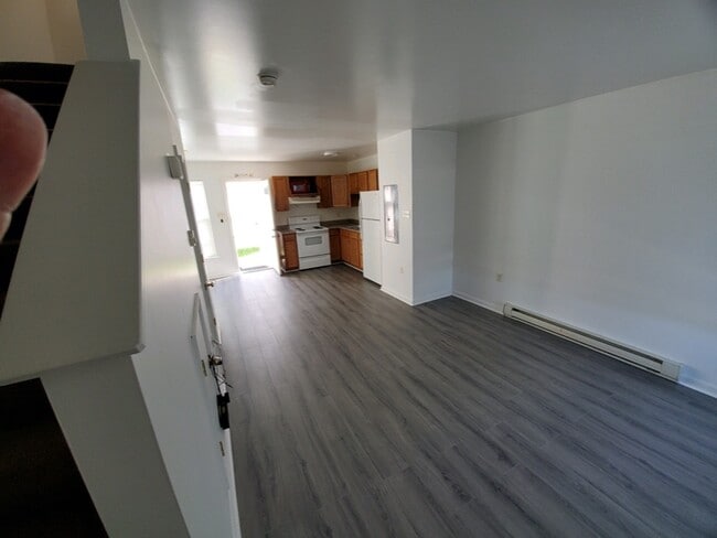 418 Wilson St