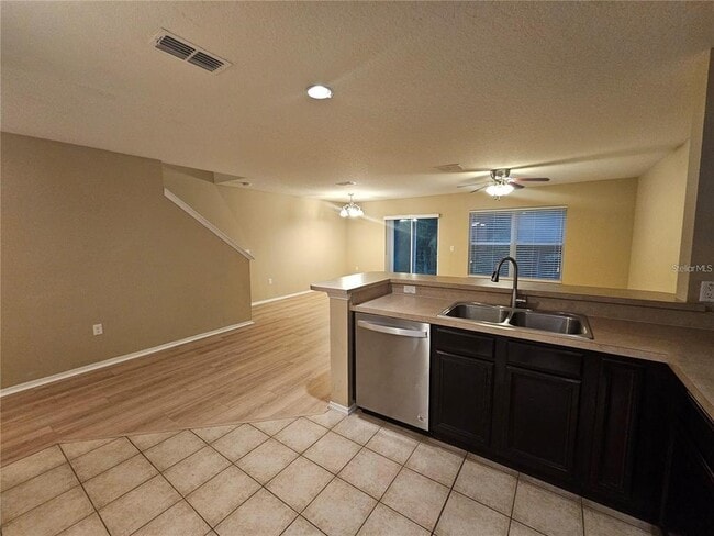 Photo - 622 Old Pine Ct