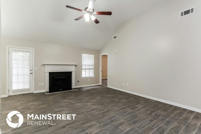 Photo - 4630 Thermal Ct