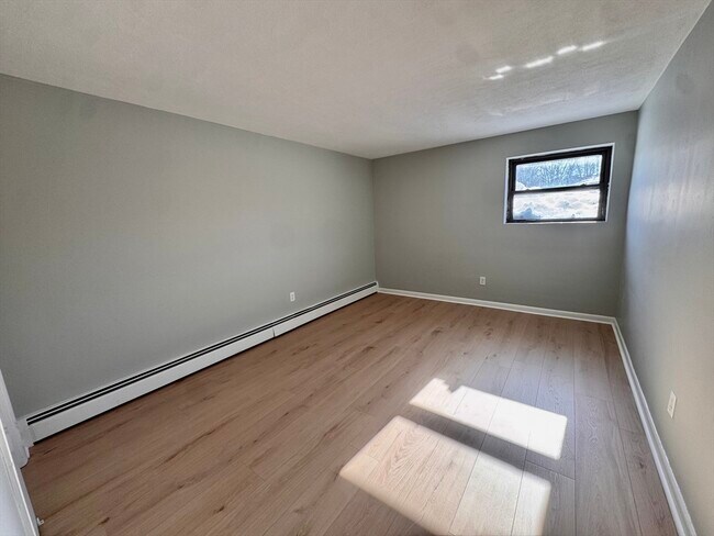 Photo - 97 Spring St Unit A3