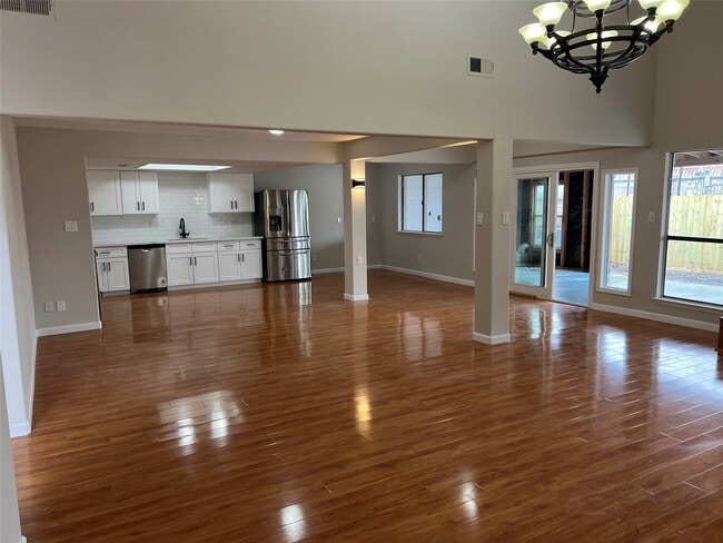 Building Photo - 10719 Bellfair Dr Rental