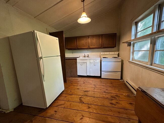 Photo - 6270-6300 Patterson Mill Woods Unit 6270