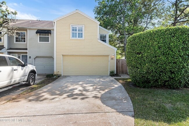 Building Photo - 330 Sunrise Cir