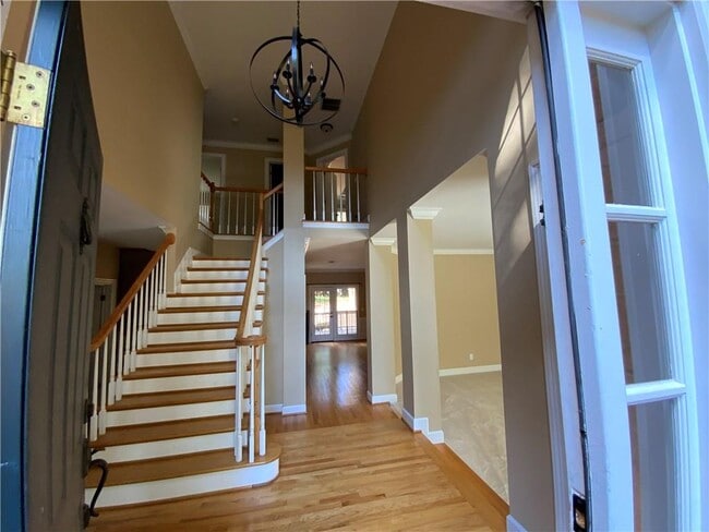 Photo - 165 Kiveton Park Dr