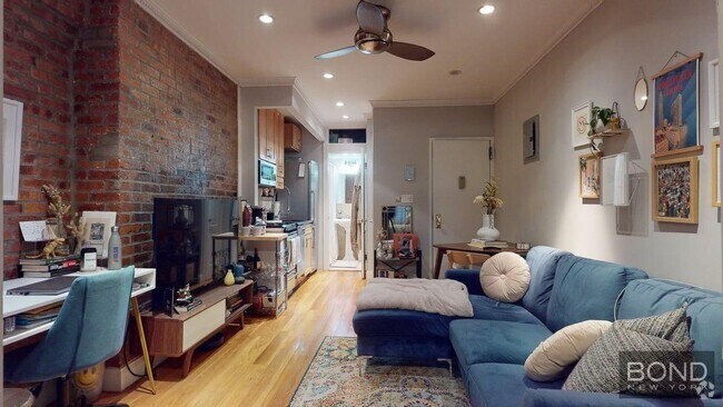 Building Photo - 44 Avenue B Unit 3D Rental