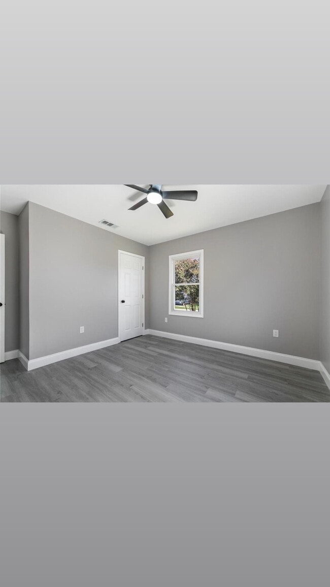 Photo - 3240 Hero Dr