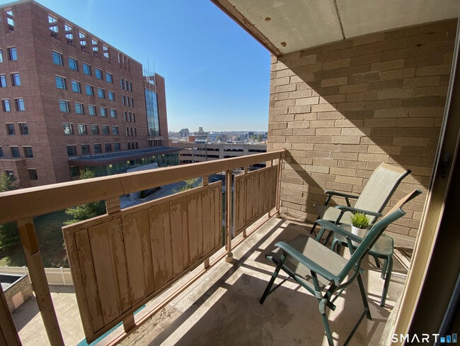 Photo - 143 Hoyt St Unit APT 4K