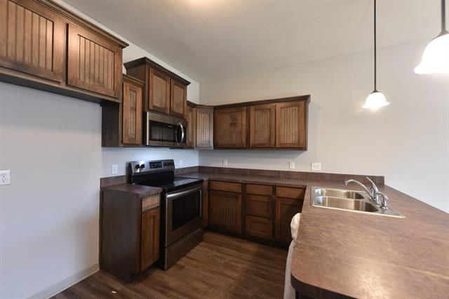 Photo - 101 Capps St