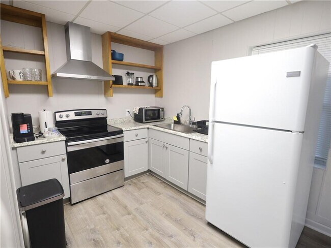 Photo - 1398 Branchwood Dr