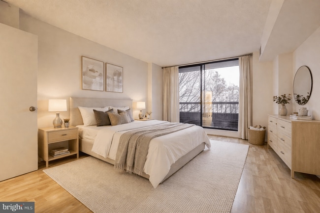 Photo - 1700 17th St NW Unidad 406