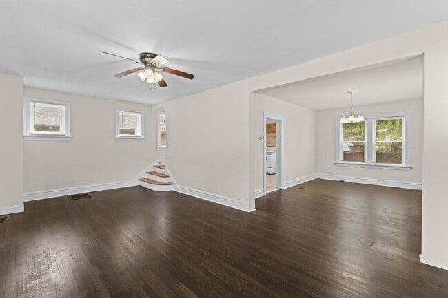 Photo - 7241 St Andrews Pl