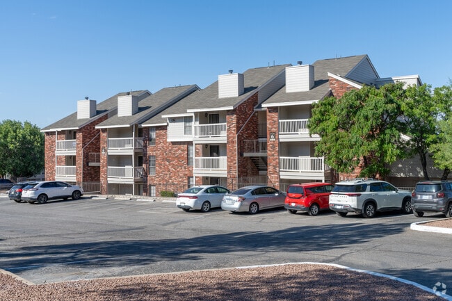 Shadow Ridge Apartment Homes
