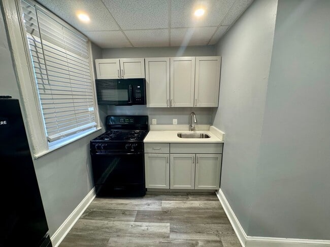 505 Dawson Ave Unit 3