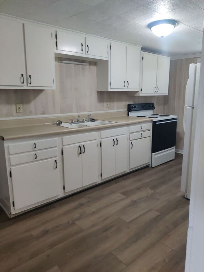 319 S GREEN