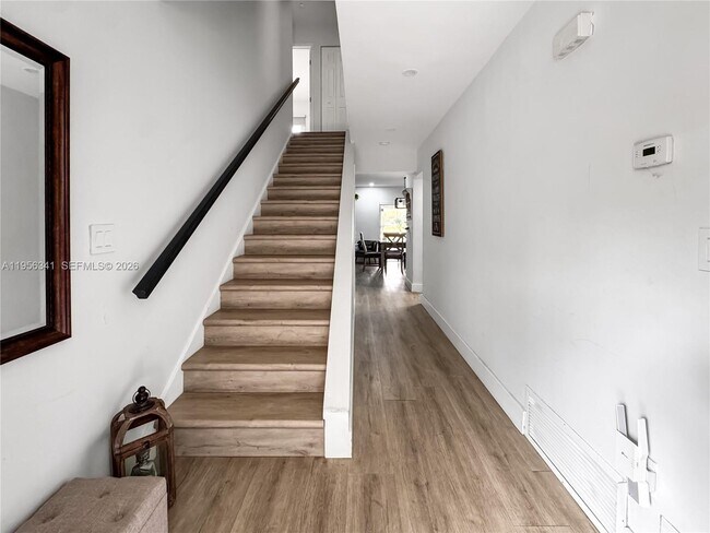 Photo - 19100 Bob-O-Link Dr