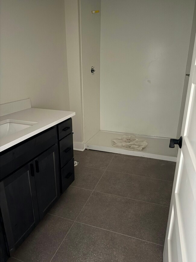 Photo - 106 E Erie St Unit 3A