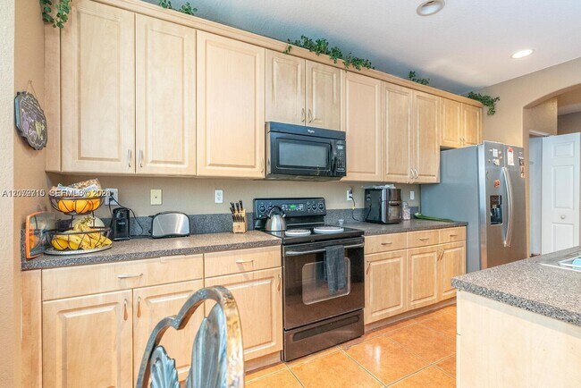 Photo - 1606 SE 16th St