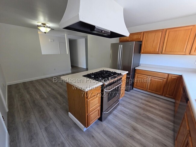 Photo - 5266 Evonne Ave