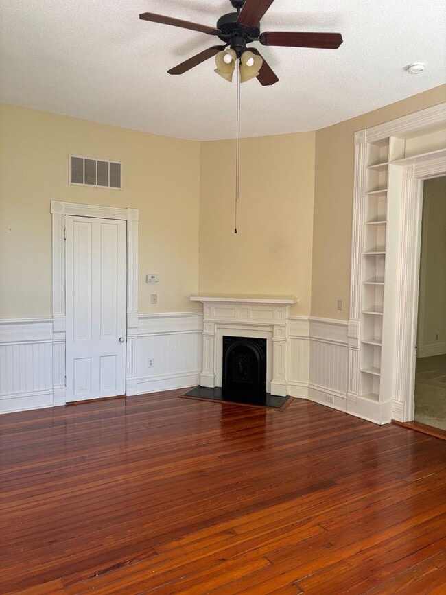 Photo - Historic Apartment in the Heart of the Medical District