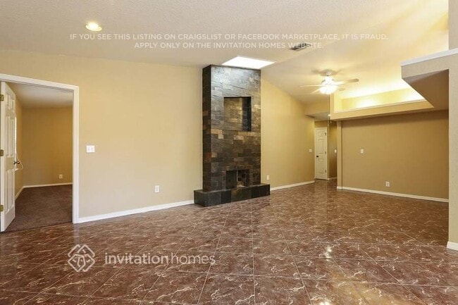 Photo - 327 80th Ave NE