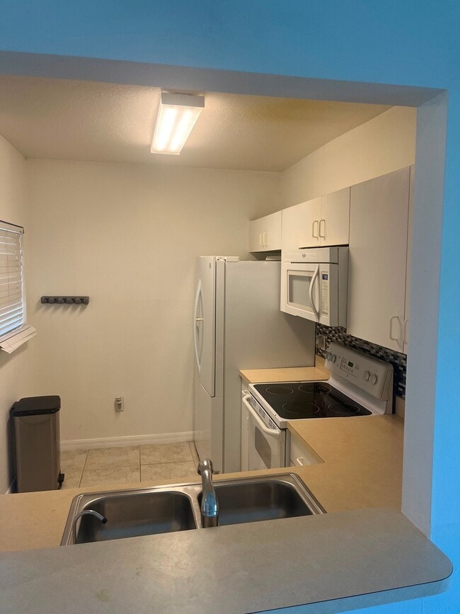 Photo - 522 Villa Del Sol Cir Unit 204B