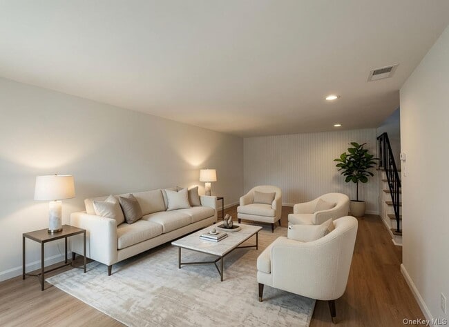 Building Photo - 233 Sagamore Hills Dr