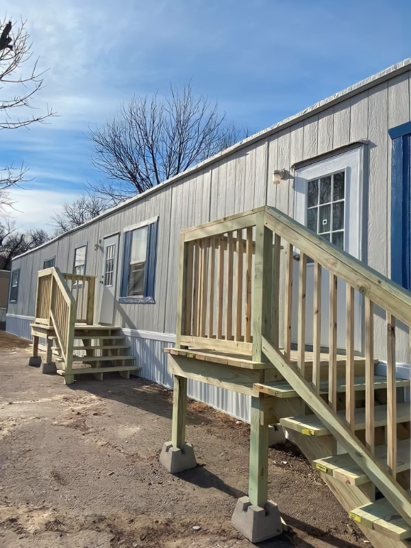 Photo - 110 N Michigan St