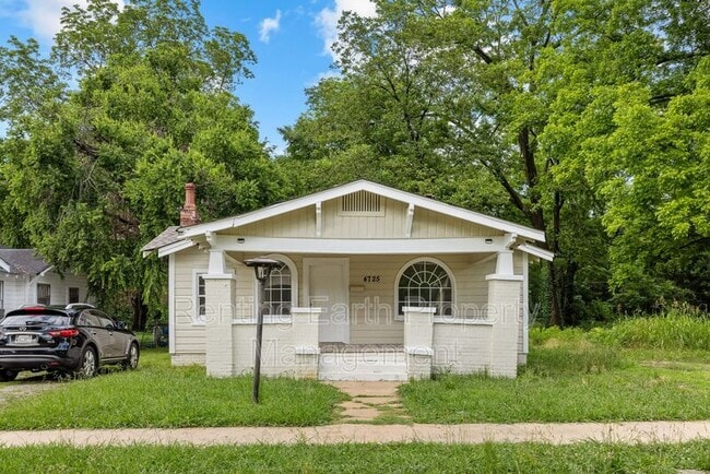 Photo - 4725 Court R