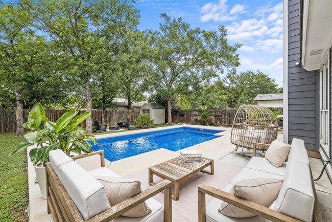 Photo - 1205 Rambling Trail