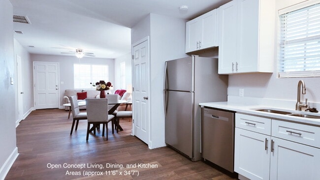 Photo - Newly Renovated 2 BR/1BA Luxury Apartment Home Unidad Suite 2